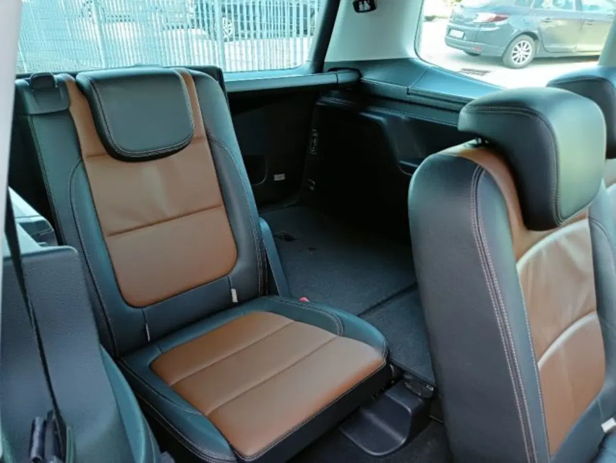 Volkswagen Sharan usata a Brescia (19)
