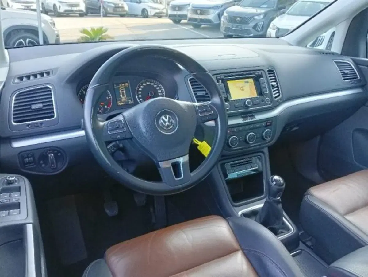 Volkswagen Sharan usata a Brescia (6)