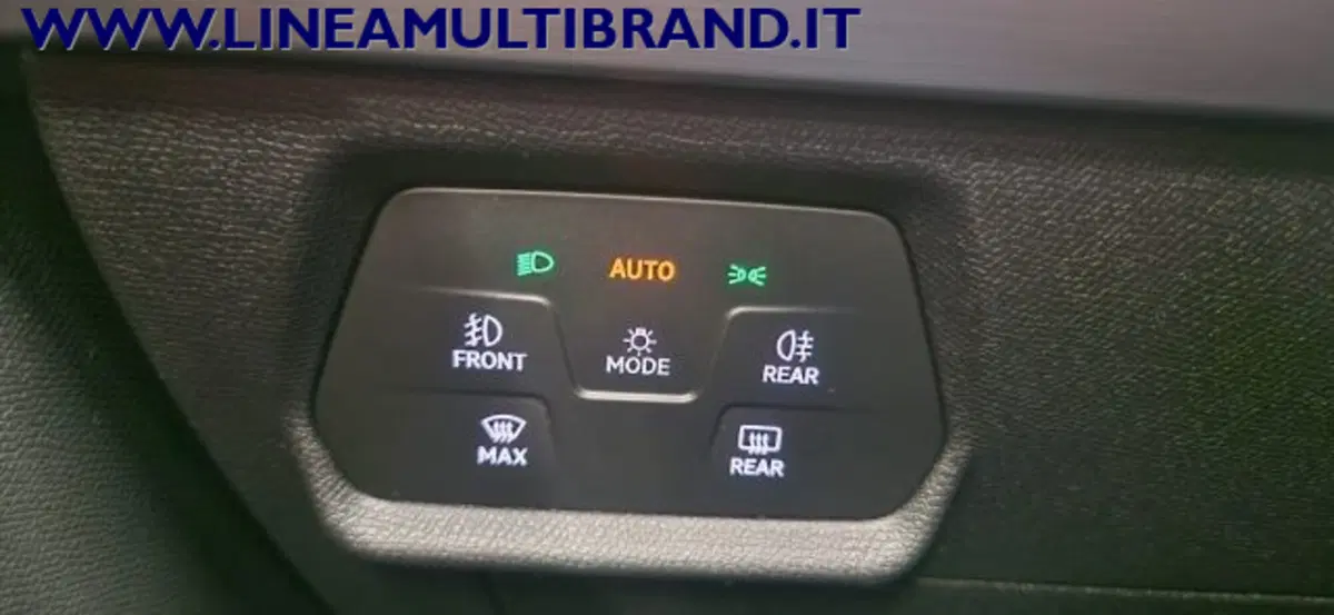 SEAT Leon ST usata a Piacenza (13)