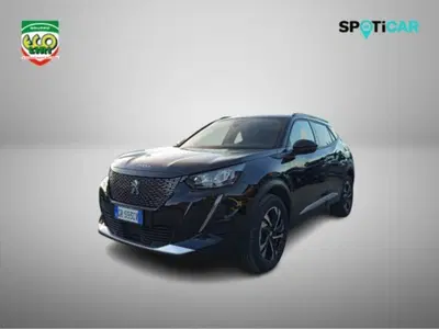 Peugeot 2008 PureTech 100 S&S Allure del 2023 usata a San Giorgio a Liri