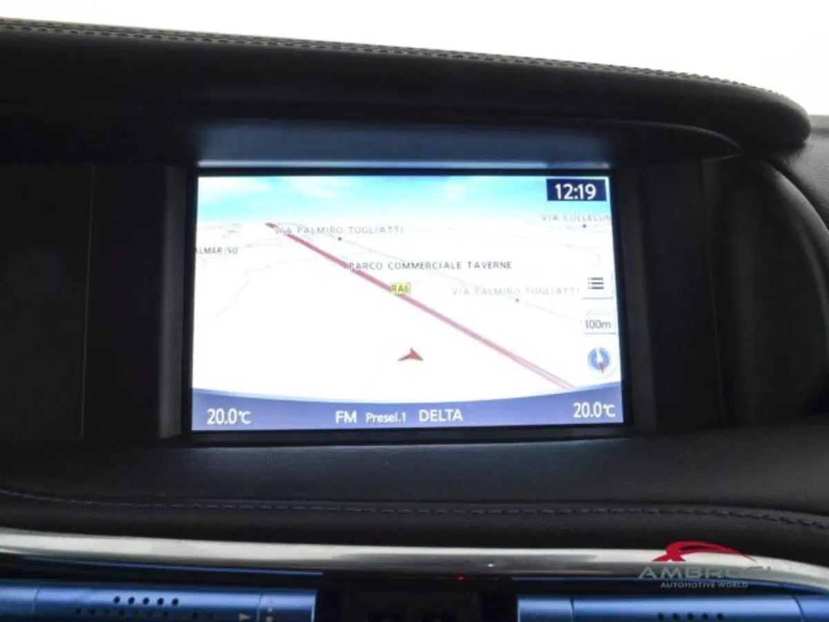 Infiniti Q30 usata a Perugia (15)