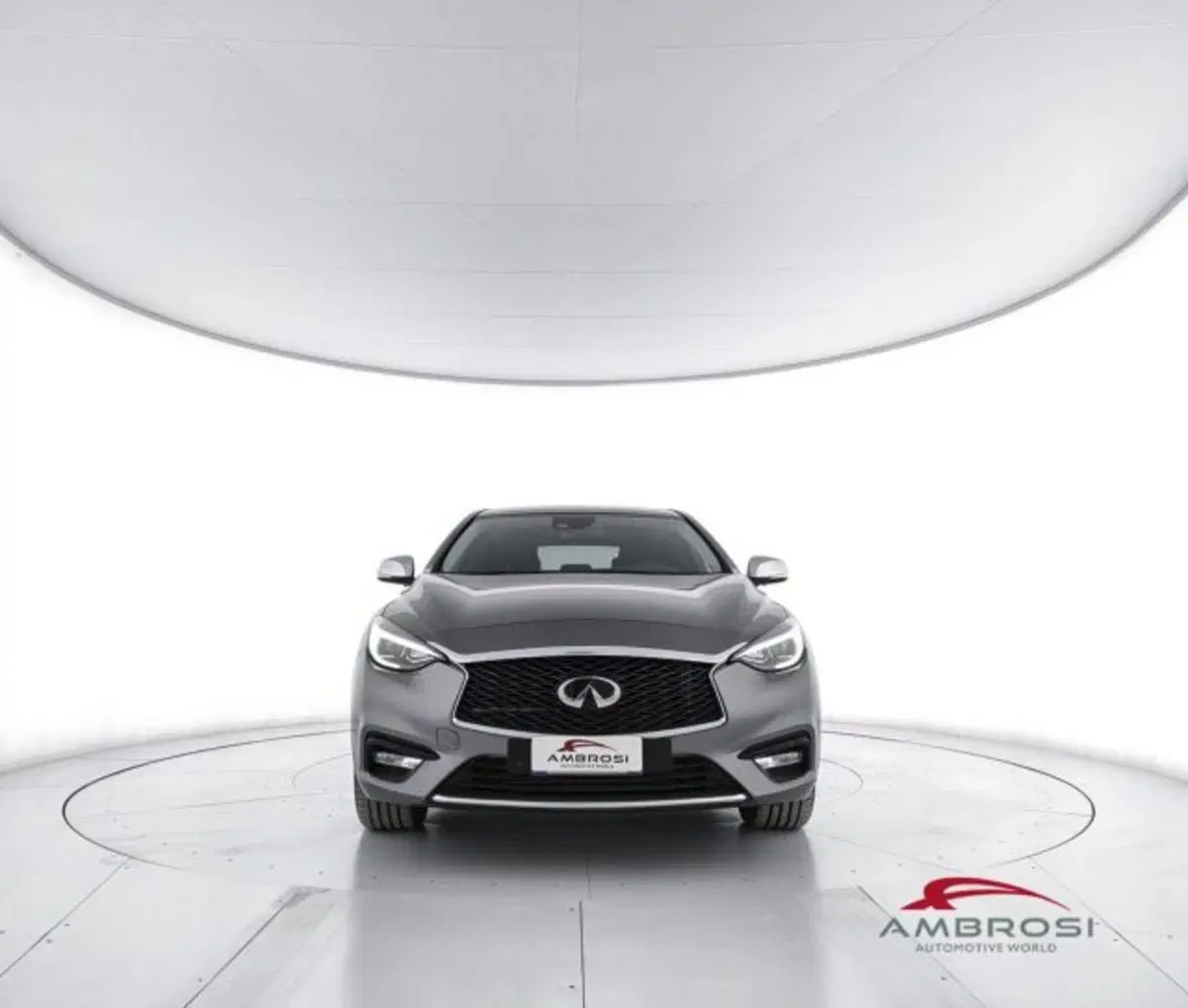 Infiniti Q30 usata a Perugia (5)
