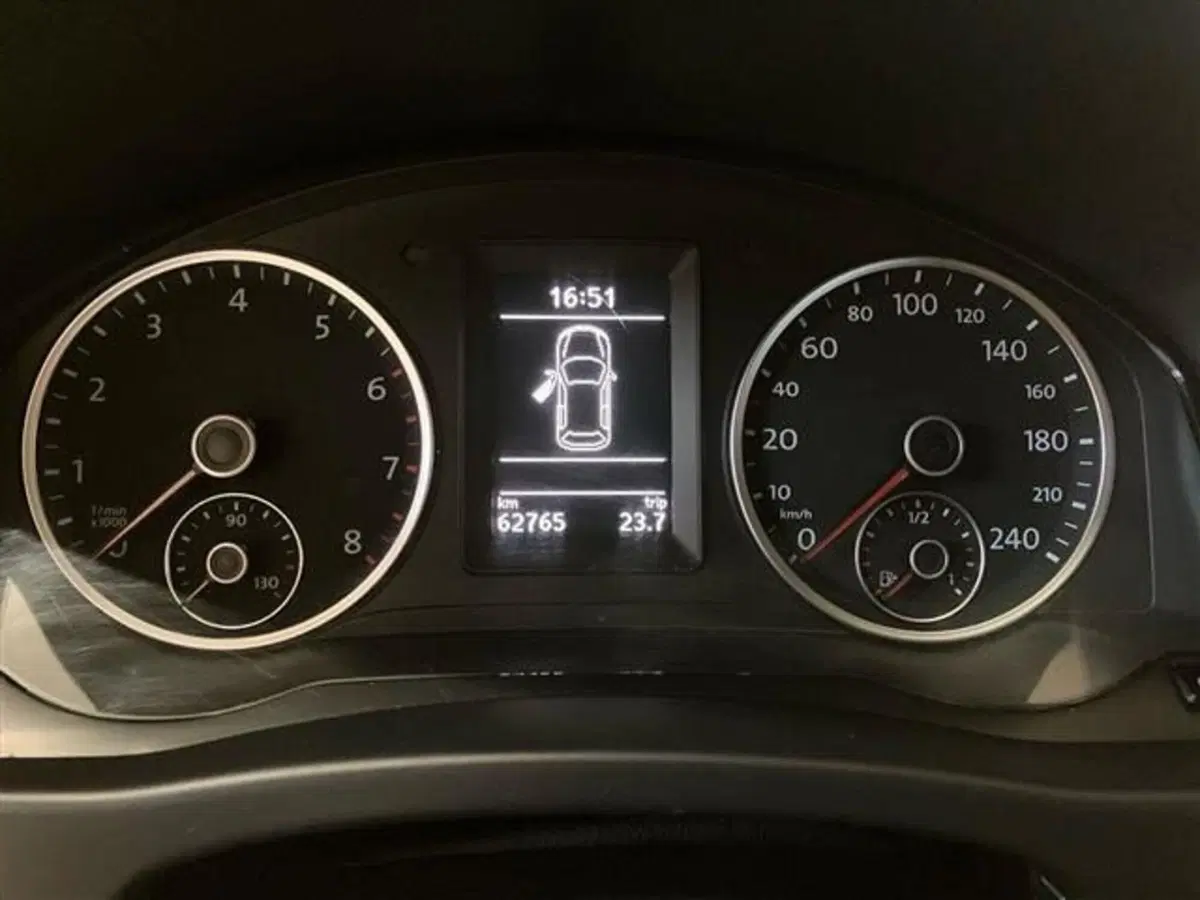 Volkswagen Tiguan usata a Como (13)