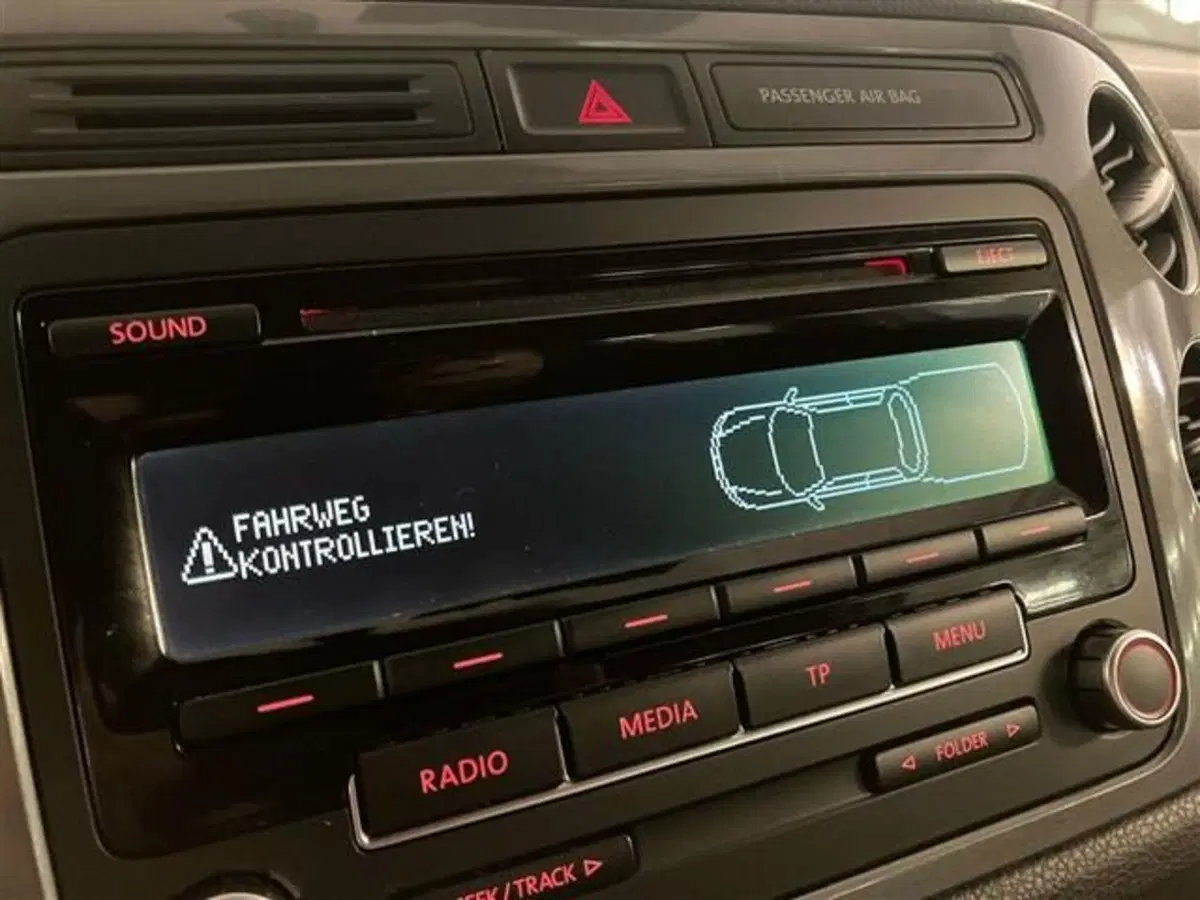 Volkswagen Tiguan usata a Como (17)