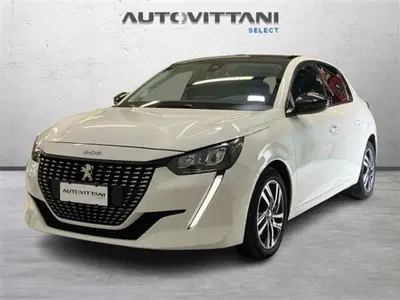Peugeot 208 1.2 puretech Allure s&s 100cv del 2021 usata a Como