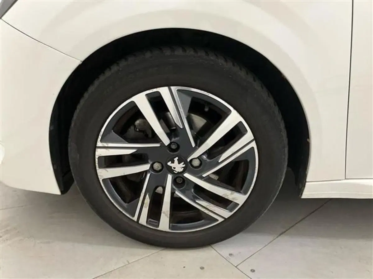 Peugeot 208 usata a Como (6)