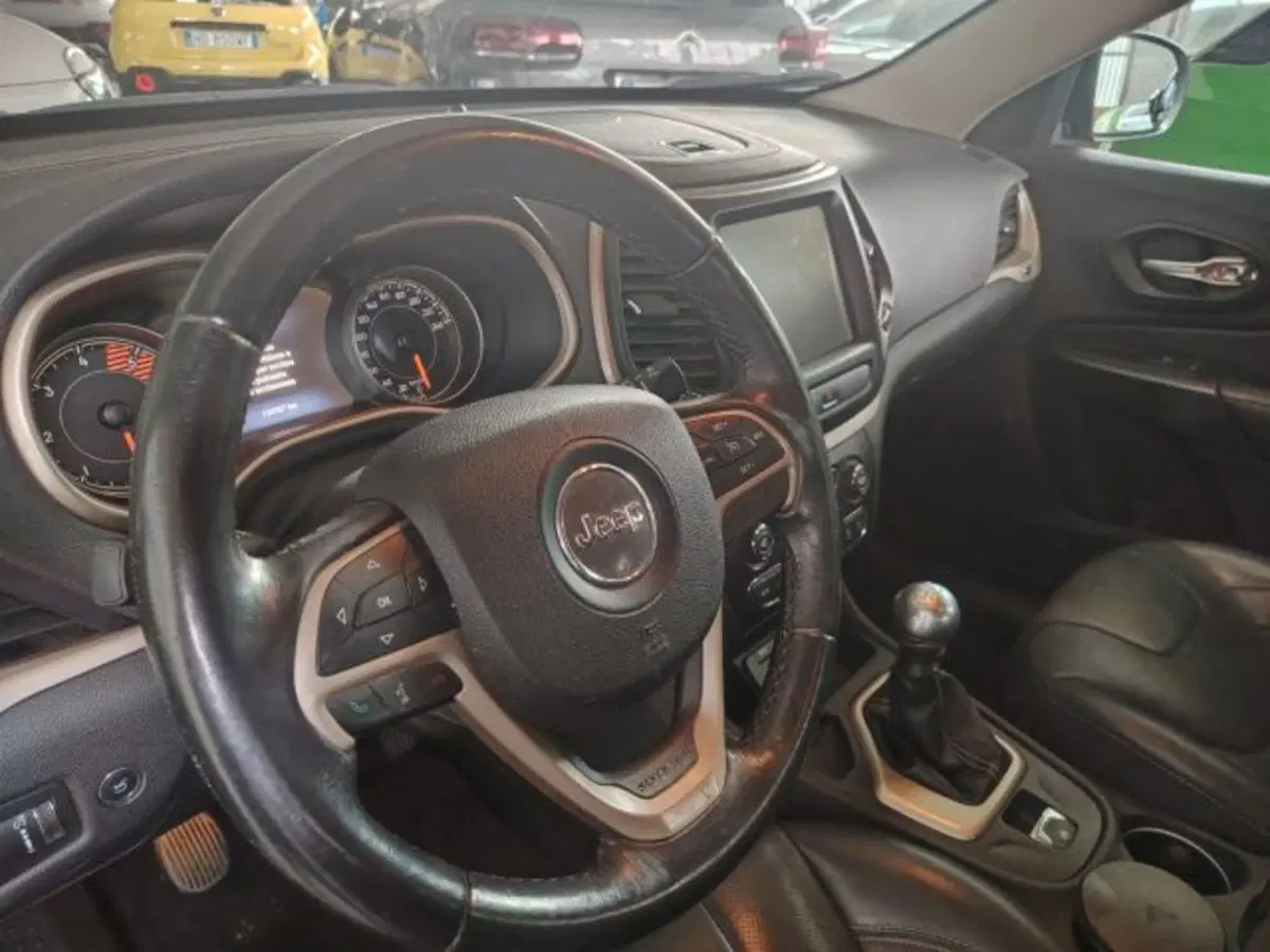 Jeep Cherokee usata a Forlì-Cesena (14)