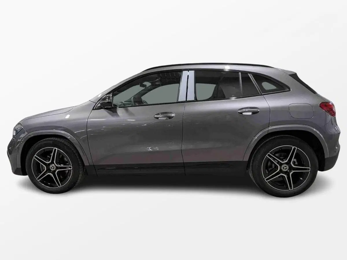 Mercedes-Benz GLA SUV nuova a Bolzano (2)