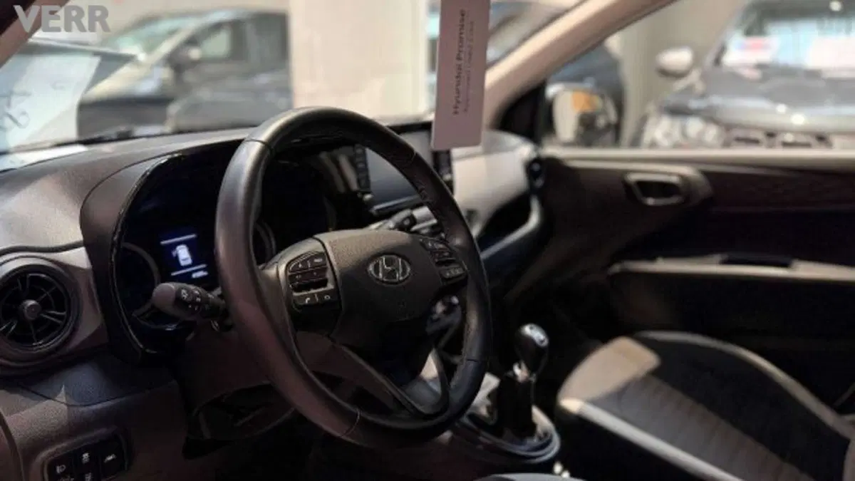 Hyundai i10 usata a Milano (10)
