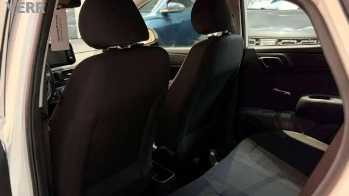 Hyundai i10 usata a Milano (12)