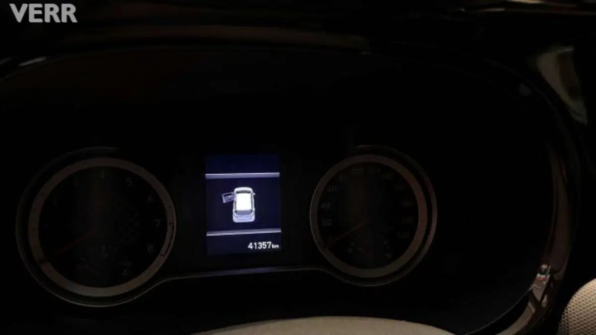 Hyundai i10 usata a Milano (8)