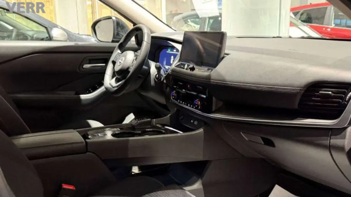 Nissan X-Trail usata a Milano (11)