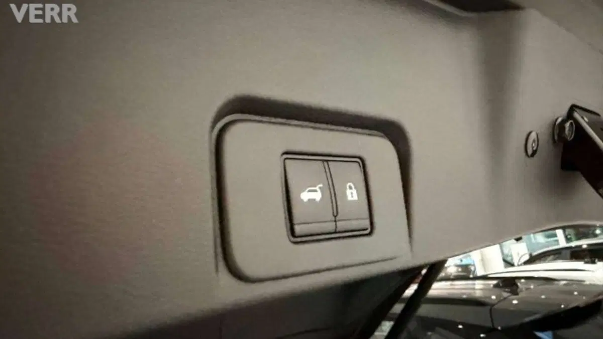 Nissan X-Trail usata a Milano (7)