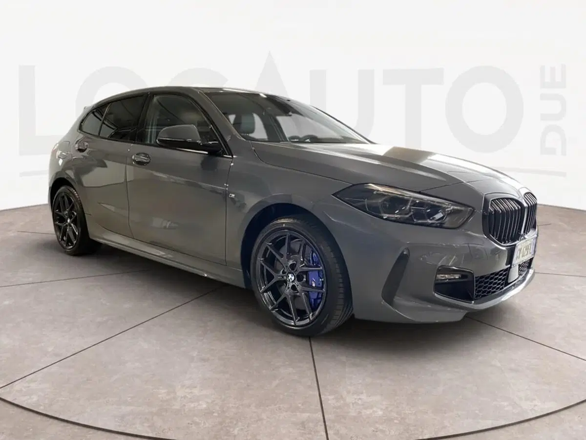 BMW Serie 1 5p. nuova a Torino (3)