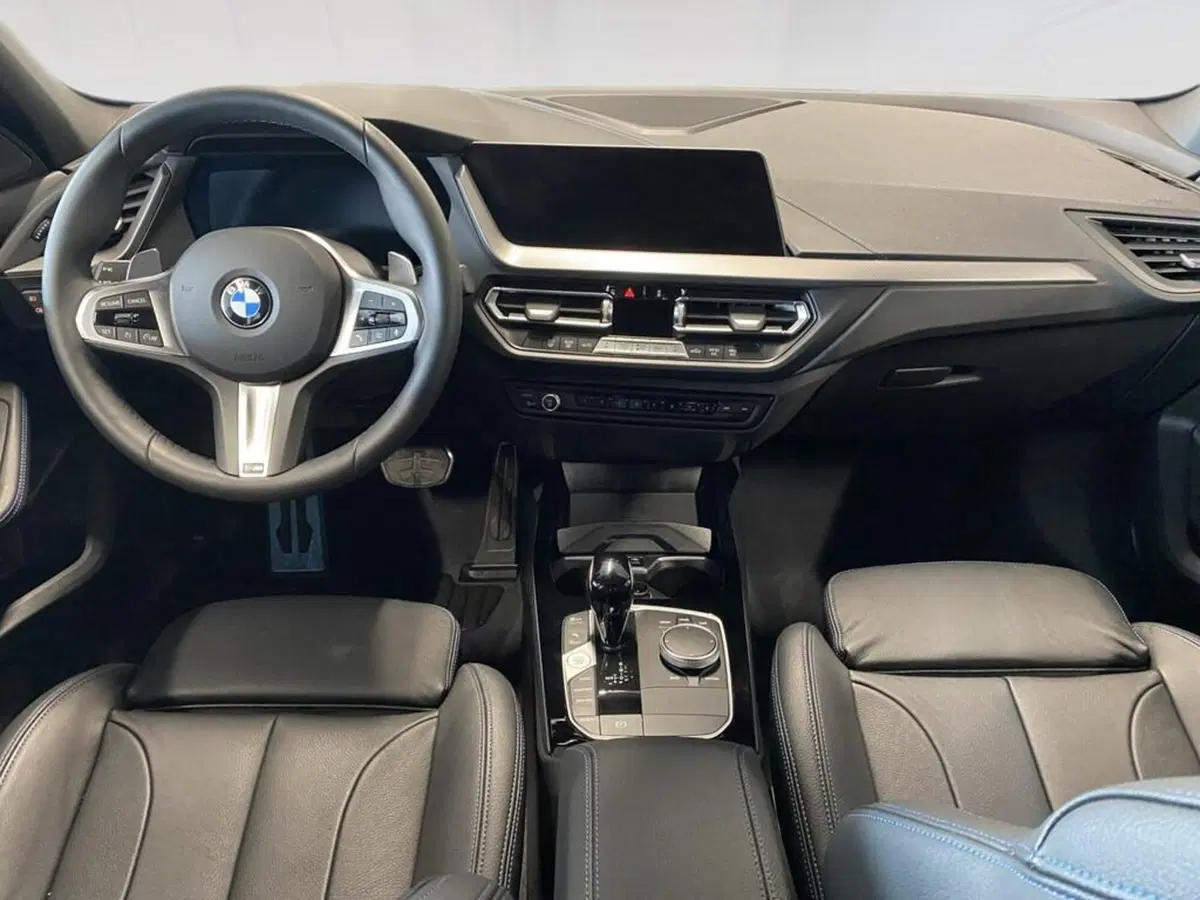 BMW Serie 1 5p. nuova a Torino (6)