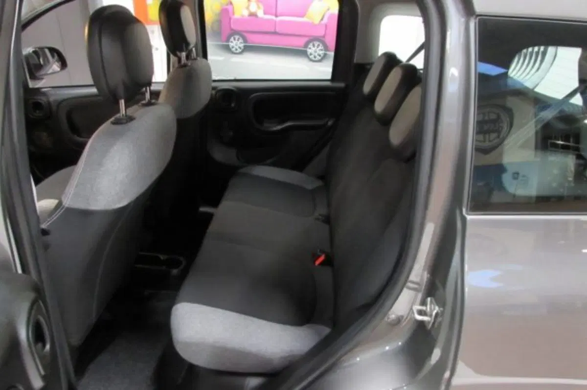Fiat Panda usata a Milano (13)