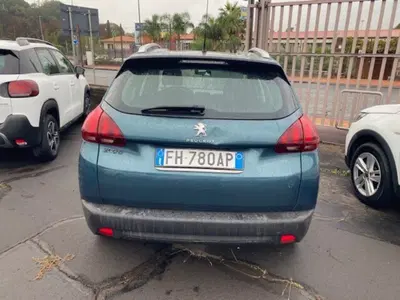 Peugeot 2008 100 GT Line del 2017 usata a Catania