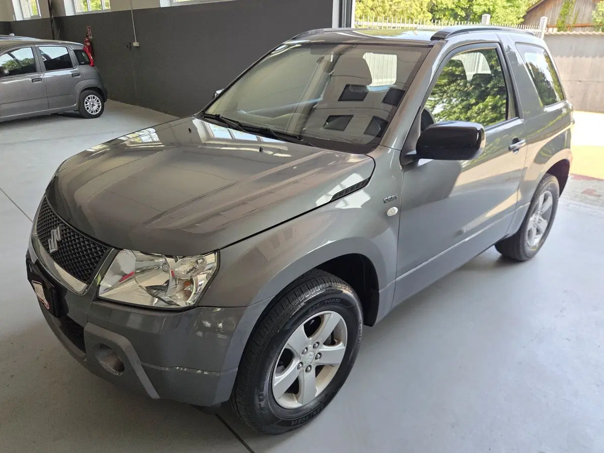 Suzuki Grand Vitara usata a Torino (16)
