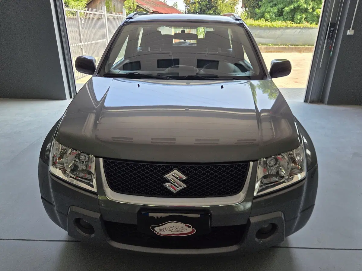 Suzuki Grand Vitara usata a Torino (6)