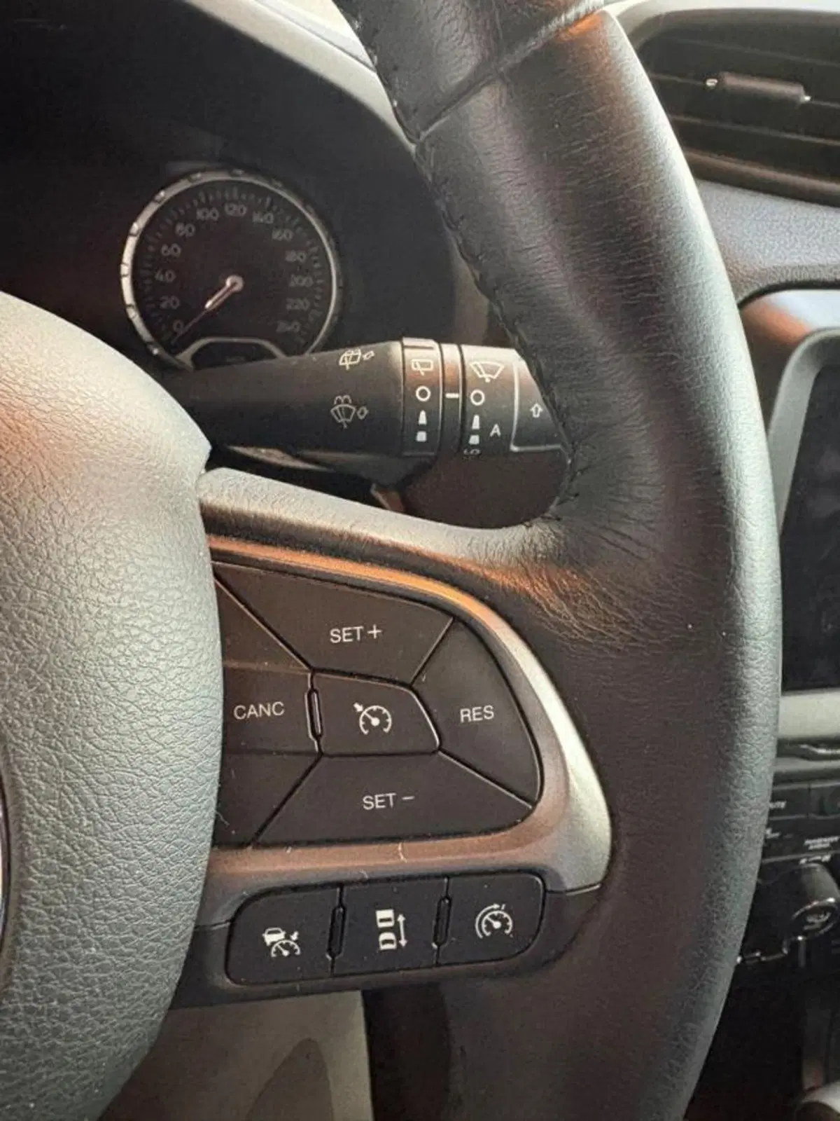 Jeep Renegade usata a Lodi (14)