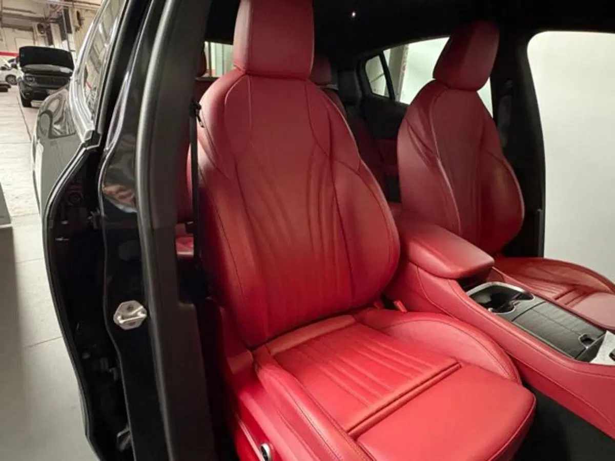 Maserati Grecale usata a Lodi (14)