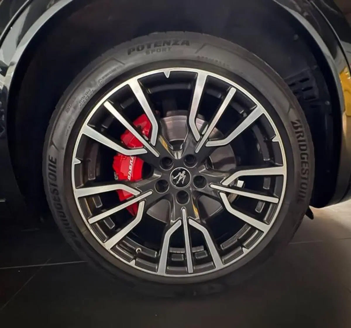 Maserati Grecale usata a Lodi (15)