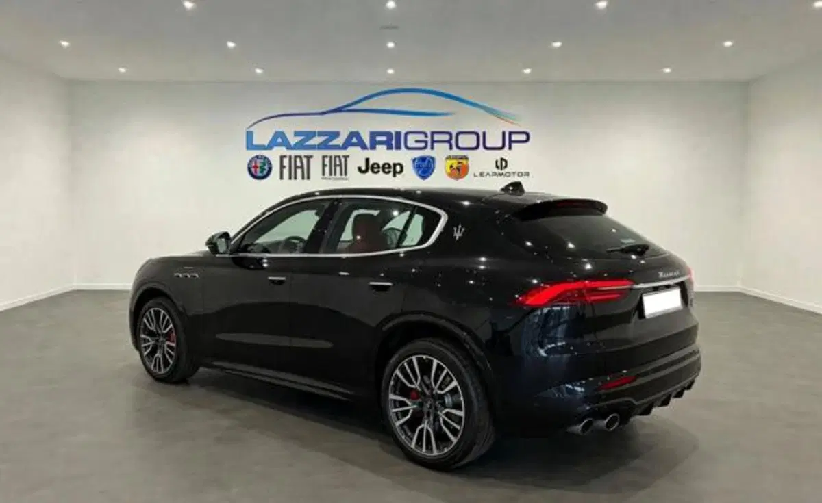 Maserati Grecale usata a Lodi (4)