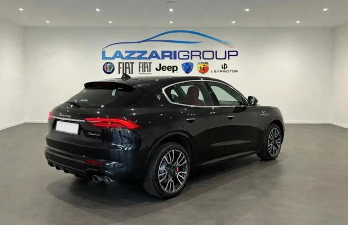 Maserati Grecale usata a Lodi (7)