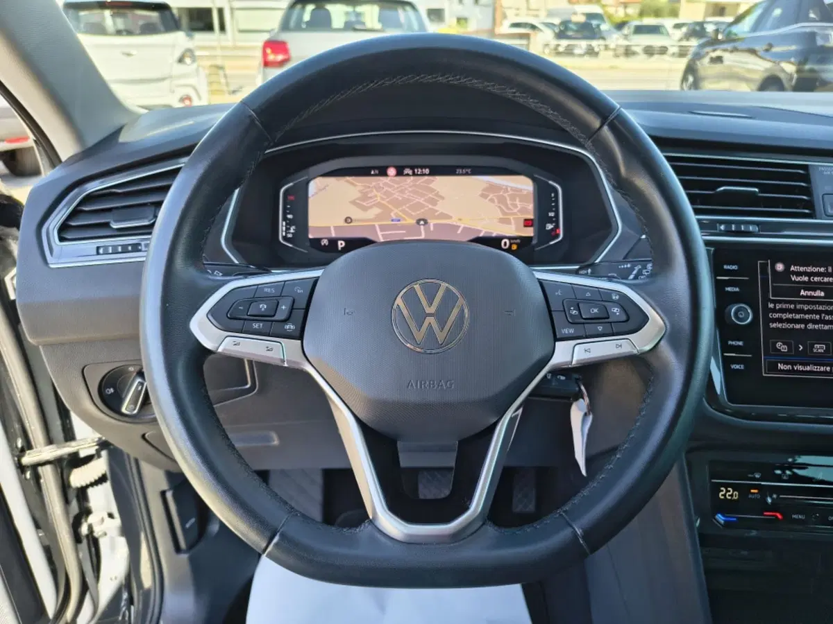 Volkswagen Tiguan usata a Firenze (12)