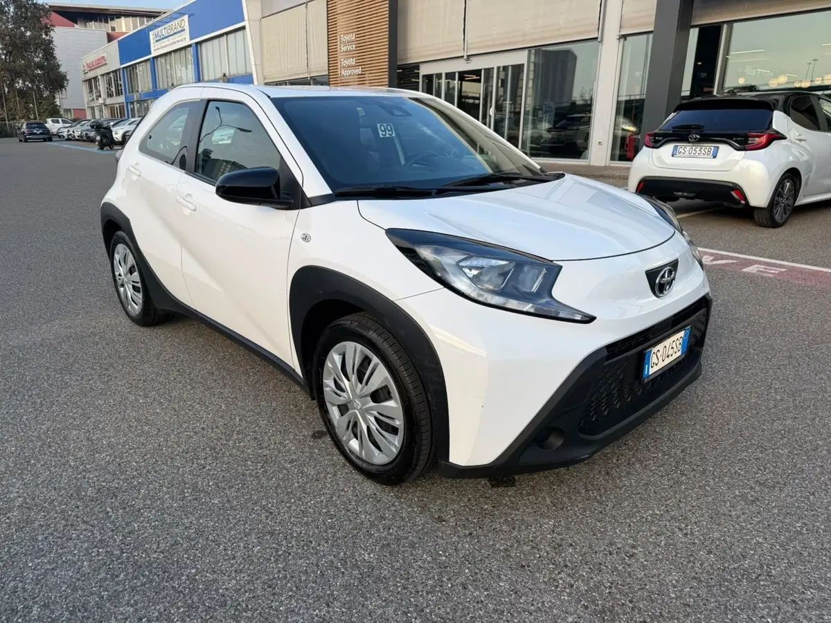 Toyota Aygo X usata a Piacenza (9)