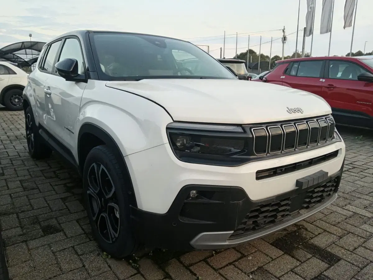 Jeep Avenger nuova a Alessandria (2)