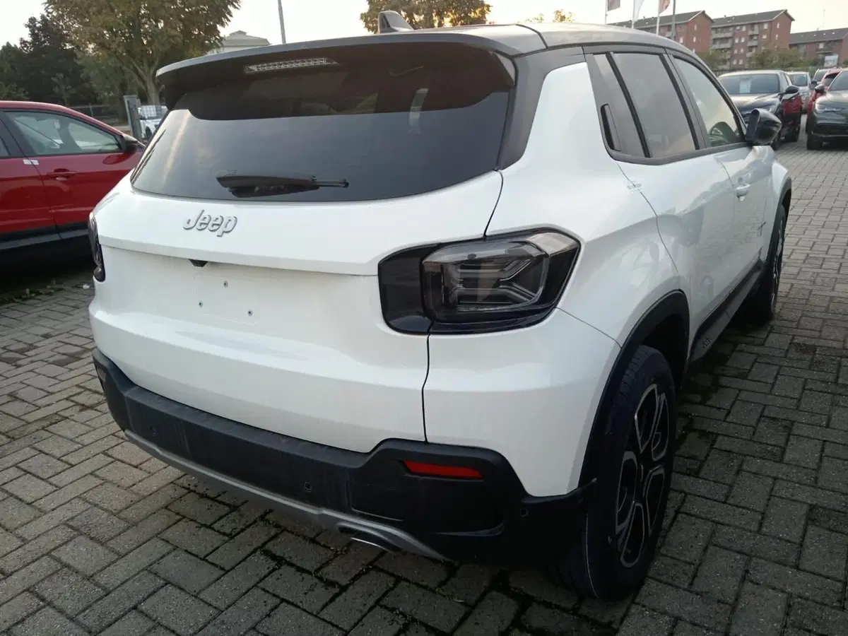 Jeep Avenger nuova a Alessandria (3)