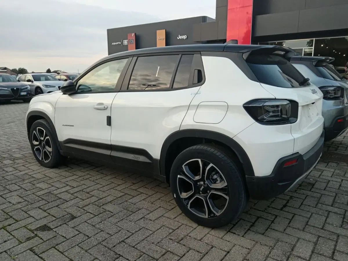 Jeep Avenger nuova a Alessandria (4)