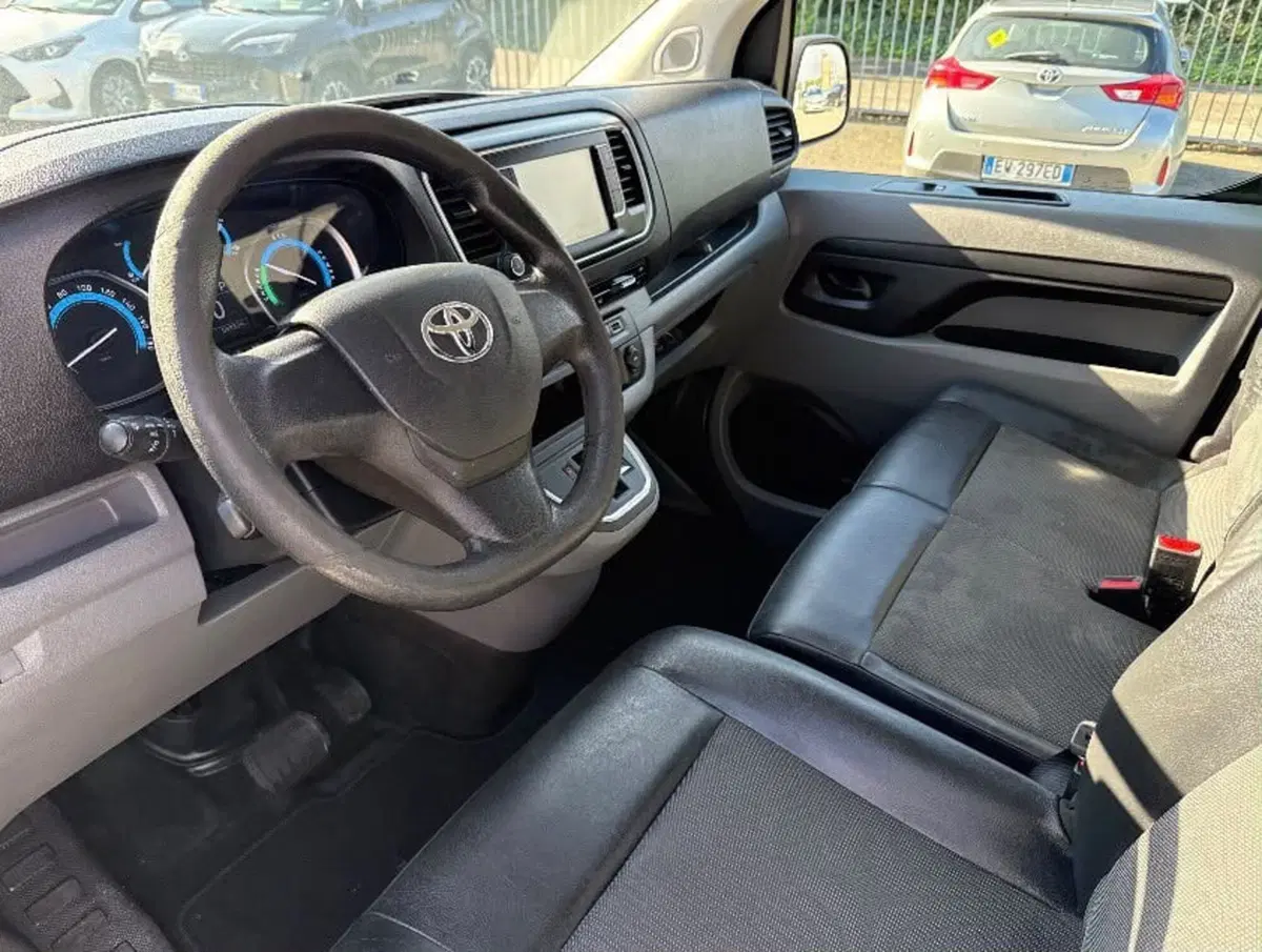 Toyota Proace City Electric usata a Piacenza (6)