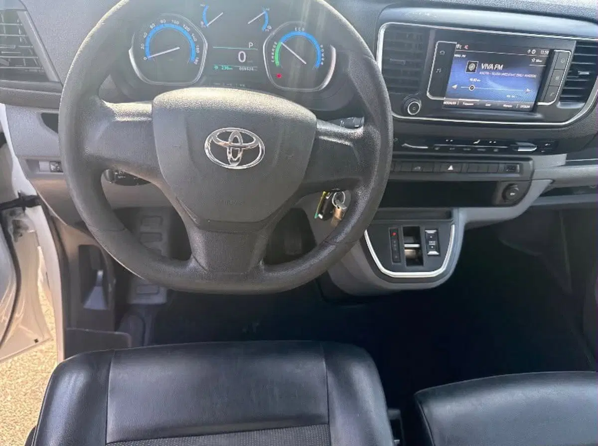 Toyota Proace City Electric usata a Piacenza (7)