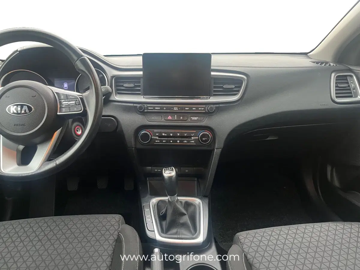 Kia Ceed usata a Modena (11)