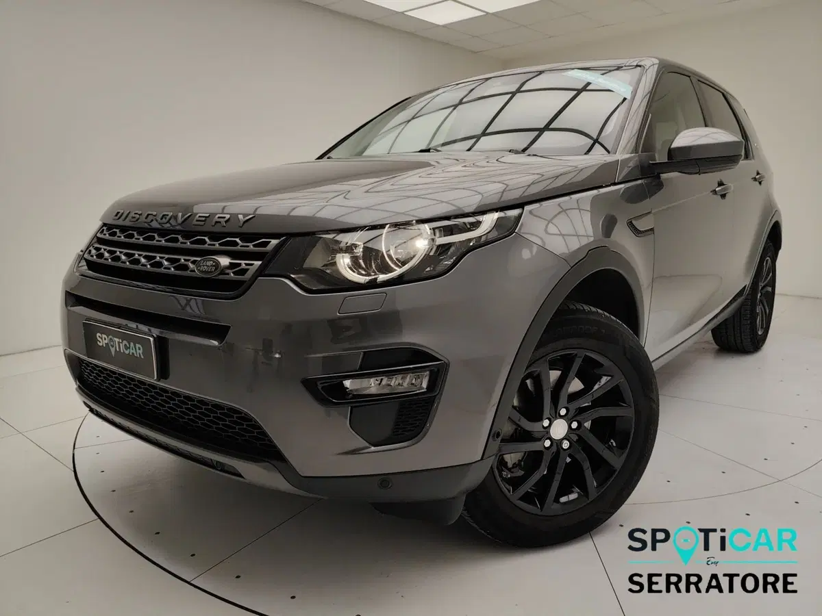Land Rover Discovery Sport usata a Como