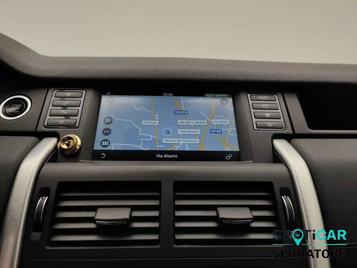 Land Rover Discovery Sport usata a Como (10)