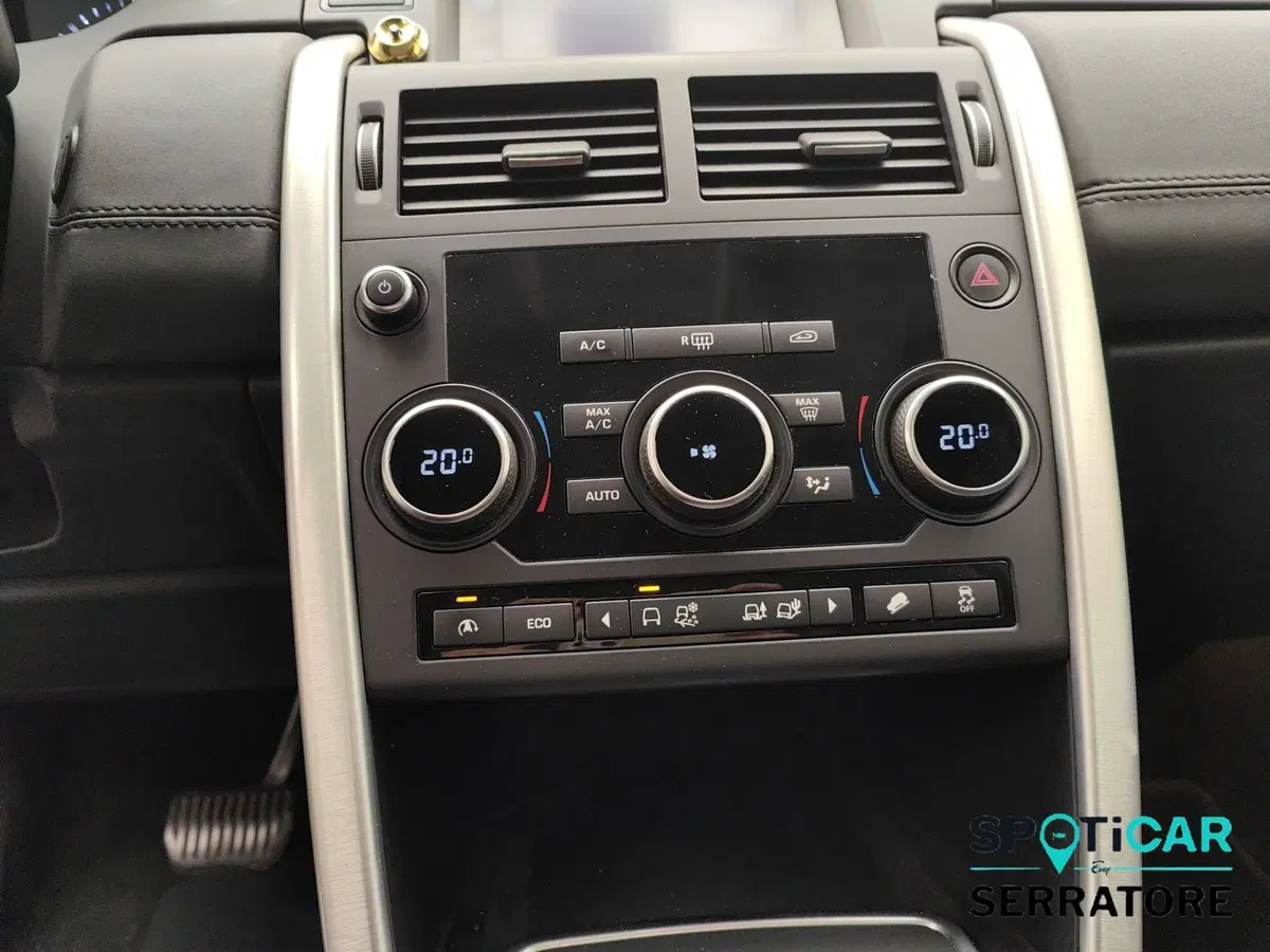 Land Rover Discovery Sport usata a Como (15)