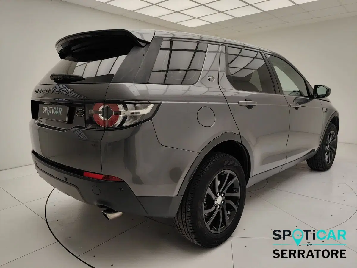 Land Rover Discovery Sport usata a Como (5)