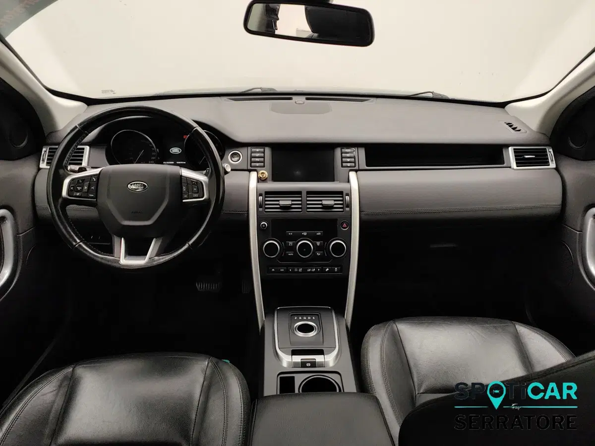 Land Rover Discovery Sport usata a Como (6)