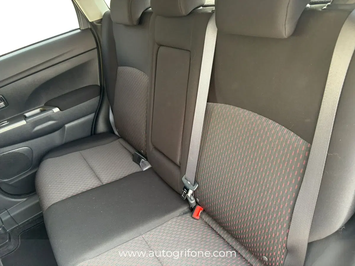 Mitsubishi ASX usata a Modena (13)