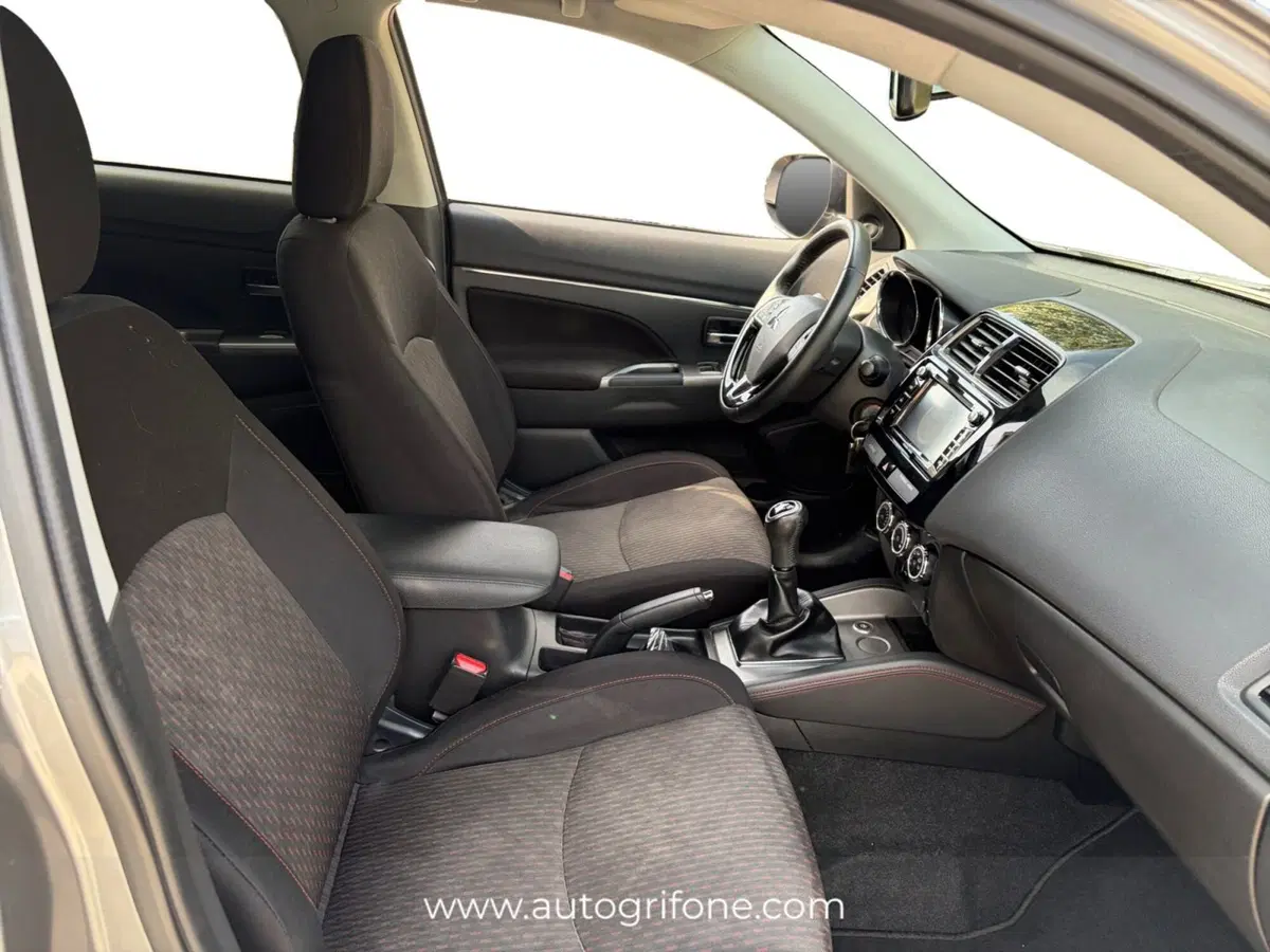 Mitsubishi ASX usata a Modena (15)