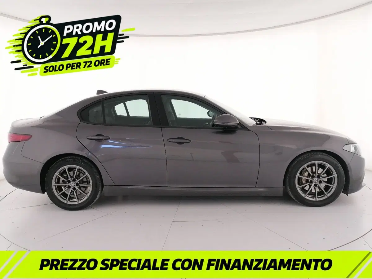 Alfa Romeo Giulia usata a Roma (3)