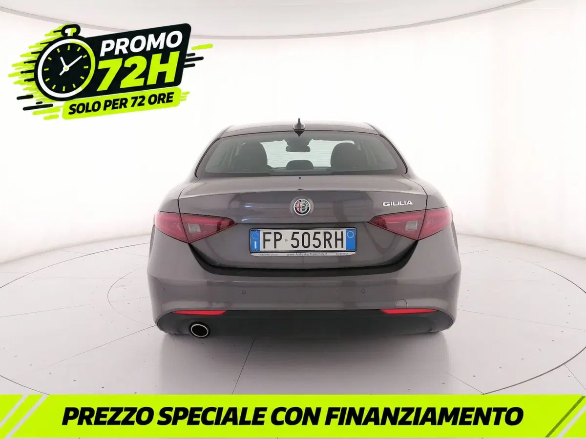 Alfa Romeo Giulia usata a Roma (4)