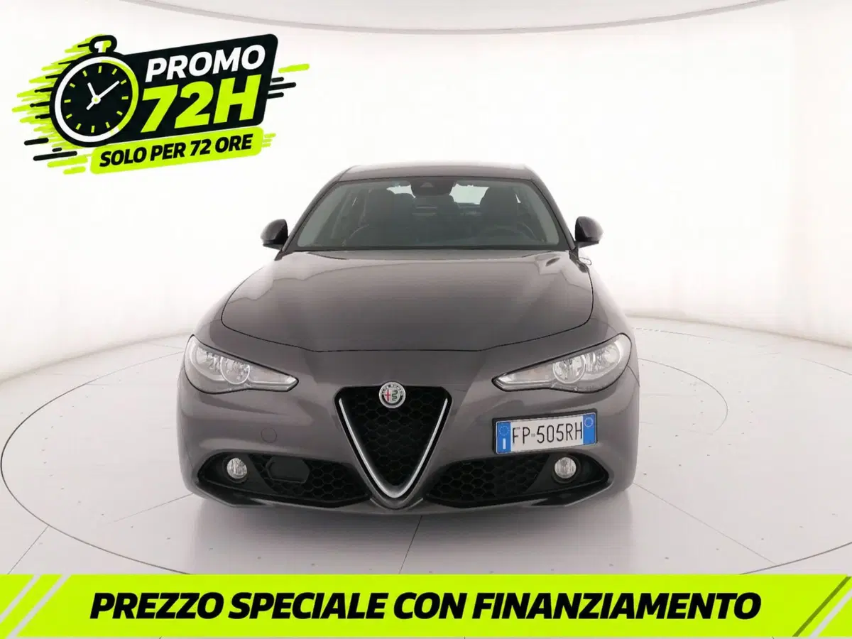 Alfa Romeo Giulia usata a Roma (5)