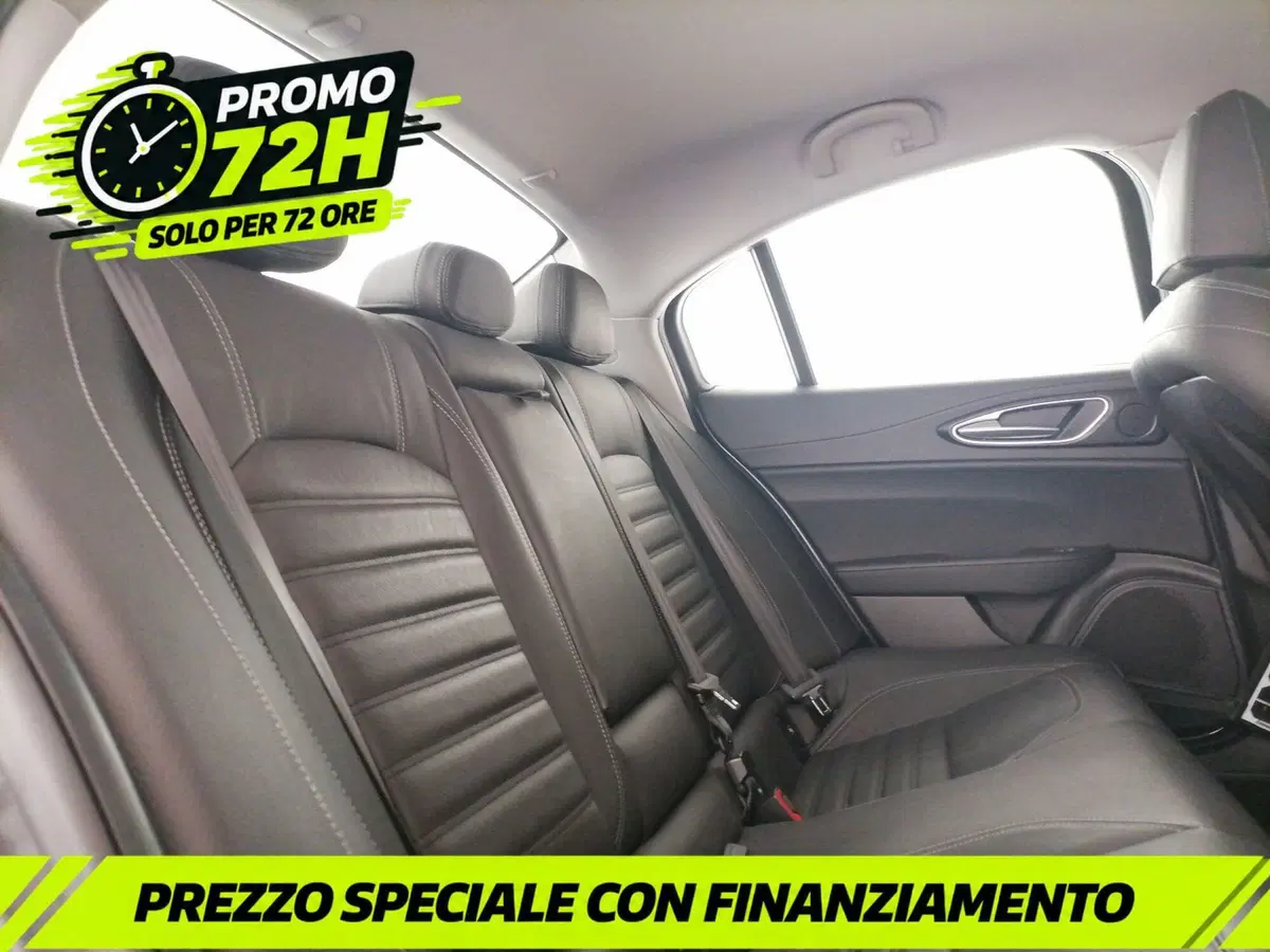 Alfa Romeo Giulia usata a Roma (8)