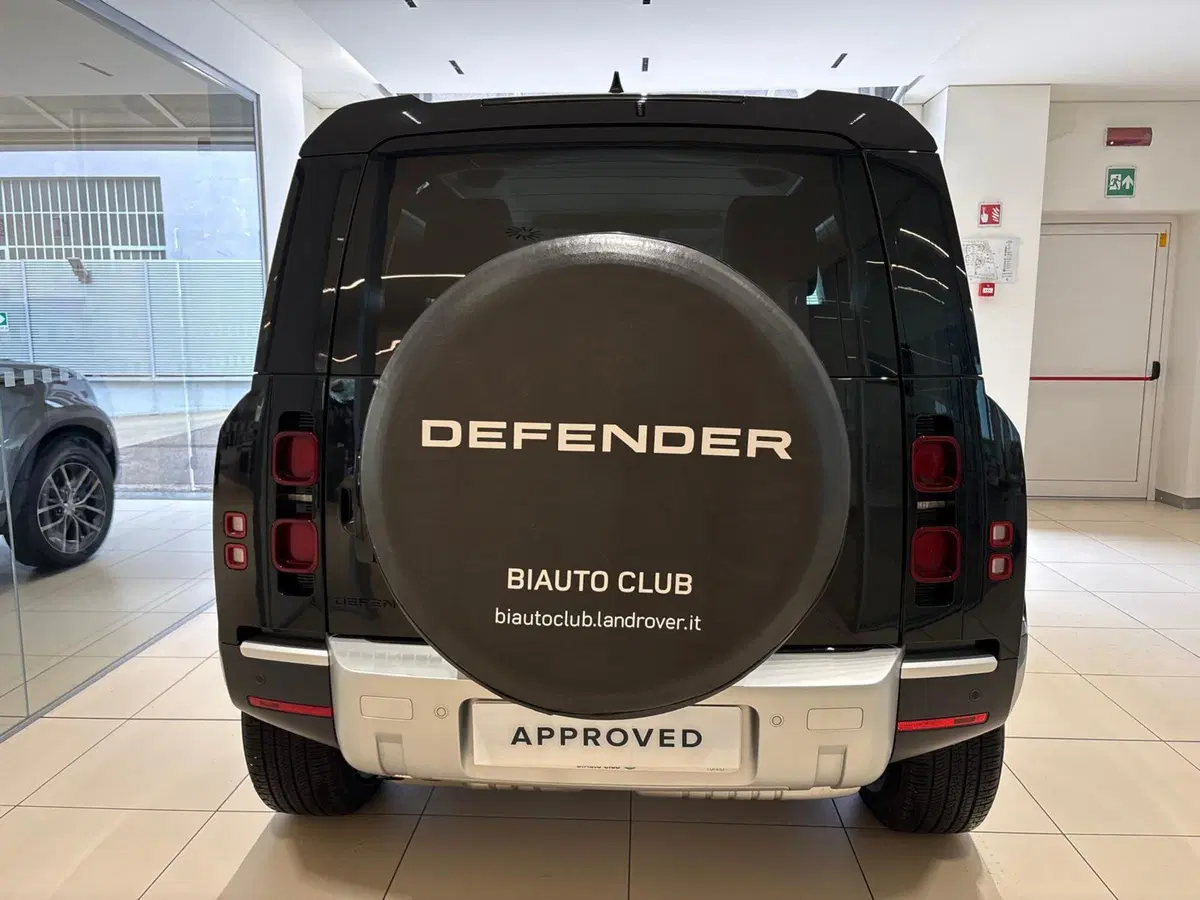 Land Rover Defender usata a Torino (11)