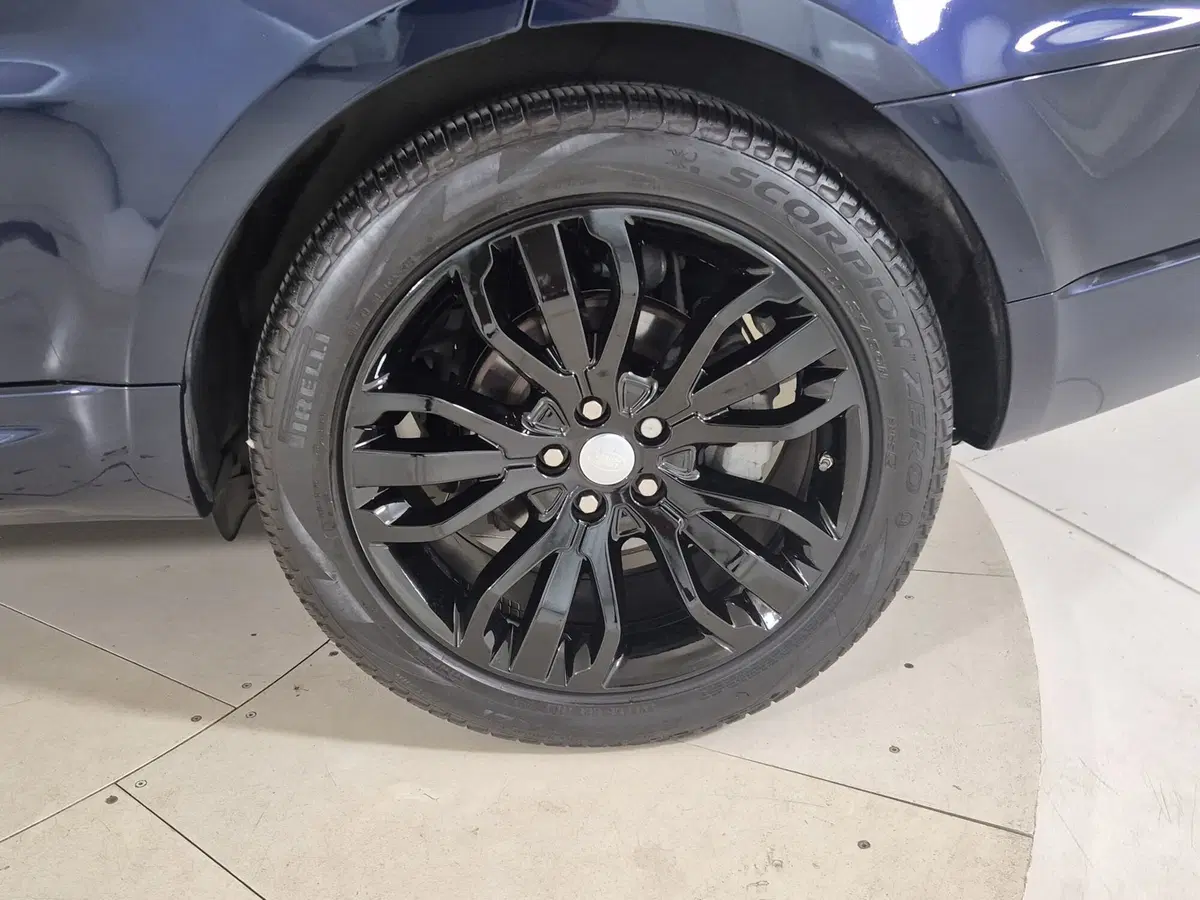 Land Rover Range Rover Sport usata a Torino (9)