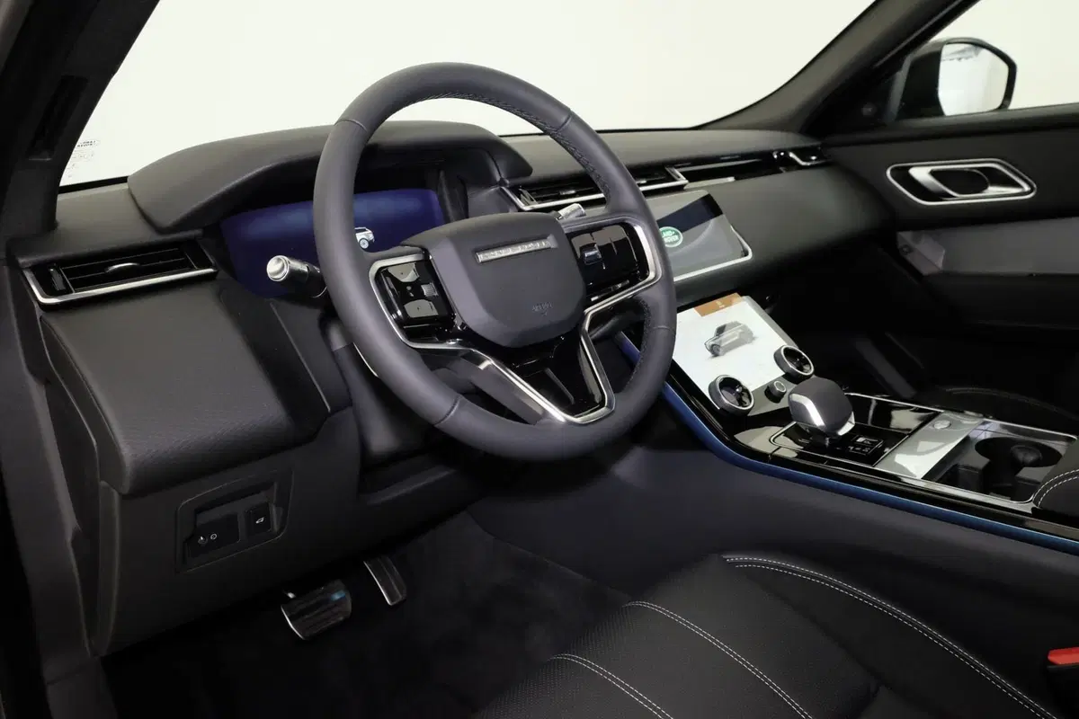 Land Rover Range Rover Velar usata a Torino (17)